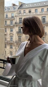 [2025.03.07] carmellarose_3583100601109805880.jpg