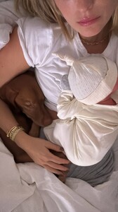 [2025.03.07] katelove_3583508950319185251.jpg