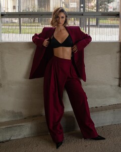 [2025.03.08] carmellarose_483118020_18497411245035727_295474607424342085_n.jpg