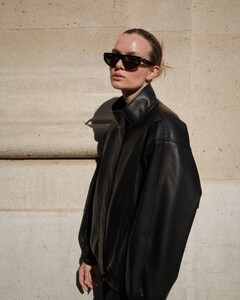 [2025.03.12] josephineskriver_483629426_18494849083020326_3059978529436228465_n.jpg