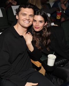 [2025.03.13] magnoliapics_484526851_18490416442031965_7355634075950271790_n.jpg