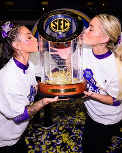 [2025.03.23] livvydunne_485698564_18499158304027168_6518508006896056290_n.jpg