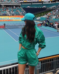 [2025.03.24] sofiaresing_485702231_18496034785031551_5933659566357472938_n.jpg