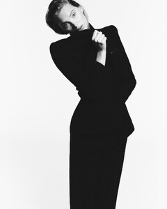 [2025.03.25] hoskelsa_486721658_18494399512010569_5541089538206165116_n.jpg