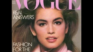 670615-cindy-crawford-en-couv-du-vogue-us-580x326-3.thumb.webp.534584ef9d330dc8940b310c959e665b.webp
