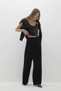 FA24_N21050_KELLYTROUSERS_BLACK_0695.webp