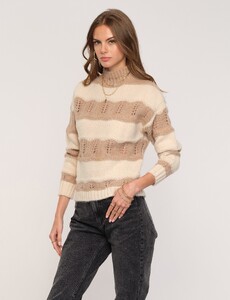 Heartloom_02171_238s45a_alice_sweater_C_front.jpg