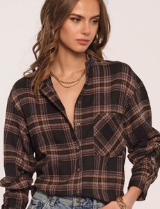 Heartloom_09658_239be9c_pomona_shirt_C_front.jpg