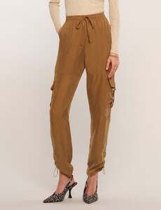 Heartloom_10259_236re6a_zadie_pant_B_front.jpg