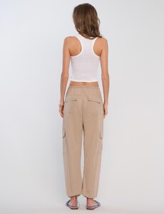 Heartloom_12135_240r55a_aviva_pant_D_back.jpg