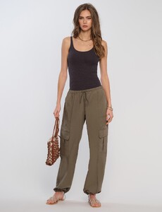 Heartloom_13279_240r55b_aviva_pant_C_front.jpg
