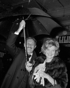 Jean Sablon et Simone Simon.jpg