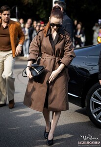 MRB-Candids2025-ArrivingattheTodsFashionshowduringtheMilanFashionWeek-018.jpg