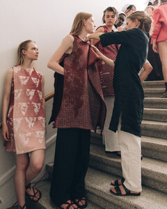 SS25-Copenhagen-Fashion-Week-The-Royal-Danish-Acadamy-Backstage-Tonya-Matyu-20.thumb.jpg.1a2a853da1159525c0f3aa04fff875df.jpg