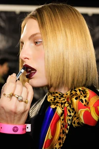 Versace_FW25_Backstage_ACIELLE26.thumb.webp.bcf9e9ad71c4c5d9304c7164922d5d54.webp