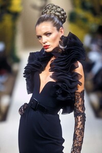 canadas s00ysl-HC-82d.jpg