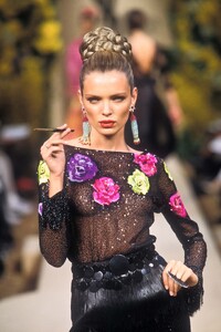 canadas s00ysl-HC-88d.jpg