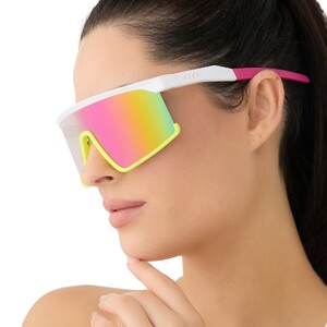 diff-sport-spike-matte-white-neon-yellow-hot-pink-pink-rush-mirror-sunglasses-on-model-2.thumb.jpg.a542b2cd9ef6fd9e03ddf8ea540280ca.jpg