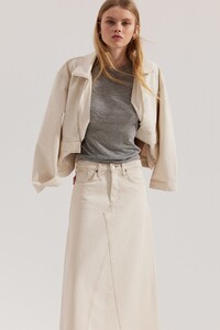 download - 2025-03-17T123838.701.jpg