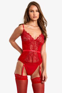 female-red-lace-suspender-basque-and-thong-set (1).jpg