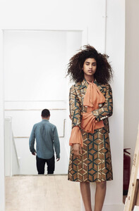 imaan-hammam-by-max-farago-for-vogue-uk-august-2015-3.thumb.jpg.44d878ae00cb0633c71b0bbbd047e29d.jpg