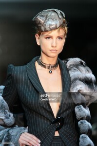 janaZ f06armaniHC-6e.jpg