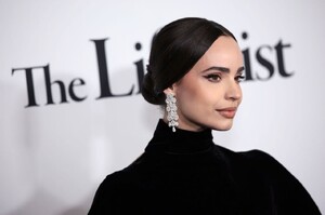 sofia-carson-at-the-life-list-premiere-new-york-03.25.2025-12.jpg