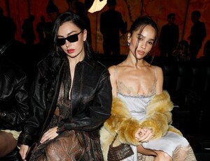 zoe-kravitz-elevates-coquette-style-at-saint-laurent-paris-show-2.jpg