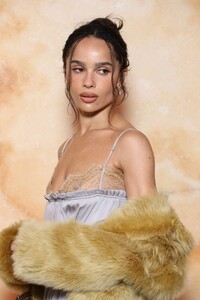 zoe-kravitz-elevates-coquette-style-at-saint-laurent-paris-show-7.jpg