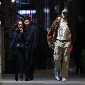 zoe-kravitz-leaves-danielle-haim-s-birthday-party-in-nyc-02.14.2025-2.jpg