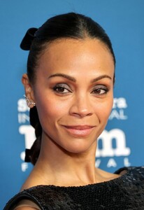 zoe-saldana-stuns-in-thom-browne-at-sbiff-4.jpg