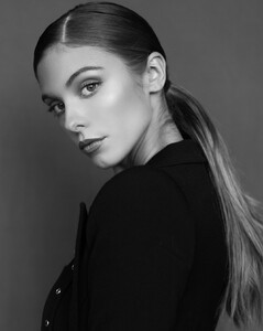 [2017.11.08] carmellarose_23498166_1485747814795984_4719431891592151040_n.jpg