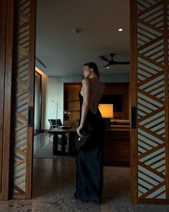 [2025.04.01] kelseymerritt_488210833_18500926672039208_9175369589353238687_n.jpg