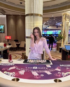 [2025.04.02] ballerinamovie_488267723_17948906990950585_7555173499516843619_n.jpg