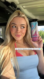 [2025.04.08] livvydunne_3606270113374259858.jpg