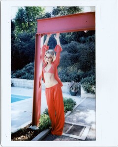 [2025.04.09] eterne_490348309_18141015757378560_2807659225545323865_n.jpg