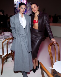 [2025.04.09] sarasampaio_489959559_18503623732058288_8819123516818088809_n.jpg