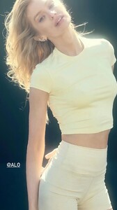 [2025.04.09] stellamaxwell_3607137766804687755.jpg