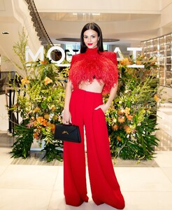 [2025.04.10] victoriajustice_489647588_18588678334006824_3983840927573709857_n.jpg