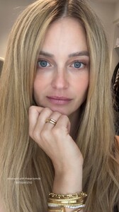 [2025.04.13] katelove_3609963709909791699.jpg