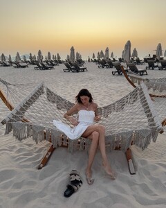 [2025.04.14] celinebethmann_491452695_18343431190158308_7168518466234055674_n.jpg