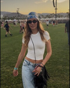 [2025.04.15] josephineskriver_491441822_18502093525020326_7348425282253115983_n.jpg