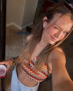 [2025.04.15] josephineskriver_491893236_18502093612020326_9032445220100538146_n.jpg