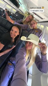 [2025.04.15] livvydunne_3611510858925921084.jpg