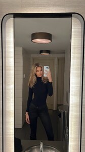 [2025.04.16] ally.m.mason_3612382487566223239.jpg