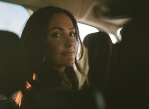 [2025.04.17] minkakelly_491441069_18502372285005427_8451888619473192906_n.jpg