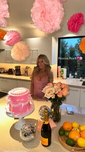 [2025.04.20] lindsaymariebrewer-brenna.malara_3614618867833612372.jpg