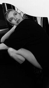 [2025.04.23] stellamaxwell_3617346339480733917.jpg