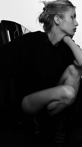 [2025.04.23] stellamaxwell_3617347889896821582.jpg