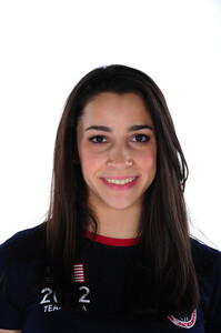 AlyRaisman3.thumb.jpg.d84094b7599dfcf664474587812ba09c.jpg